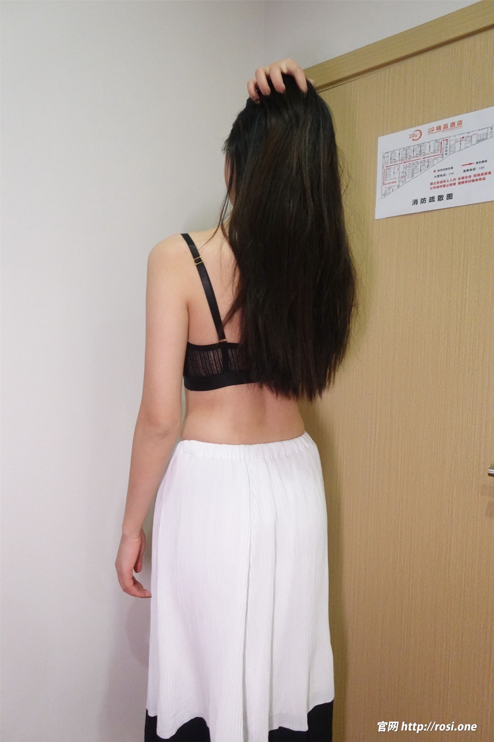 ROSI写真 2022.01.28 NO.3707